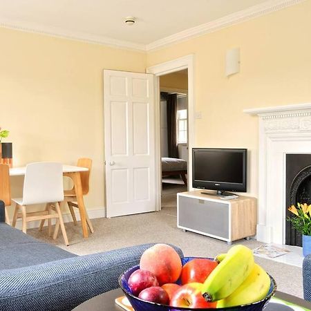 **Spotless, Bright 2 Double Bed, Period Features** Apartment Bath Luaran gambar