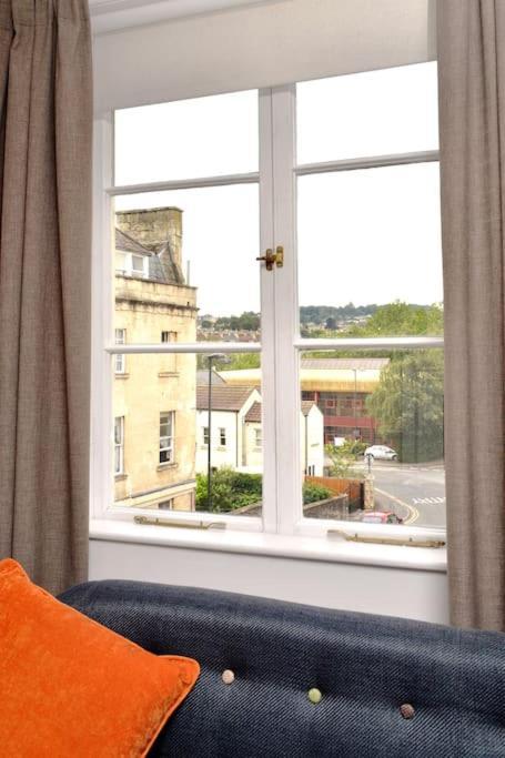 **Spotless, Bright 2 Double Bed, Period Features** Apartment Bath Luaran gambar